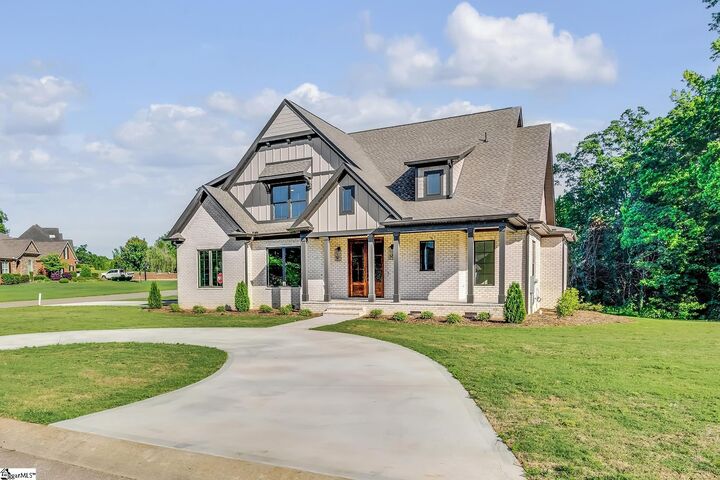Property Photo: 354 S Monterey Drive SC 29369