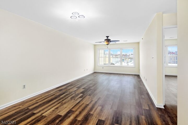 Property Photo:  9 Madison Ave 18  NJ 07524 