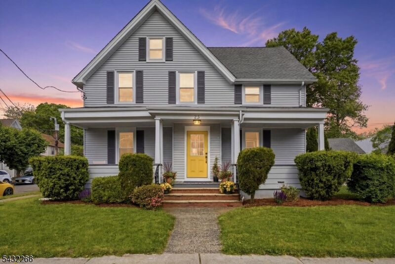 Property Photo:  23 Center Ave  NJ 07424 