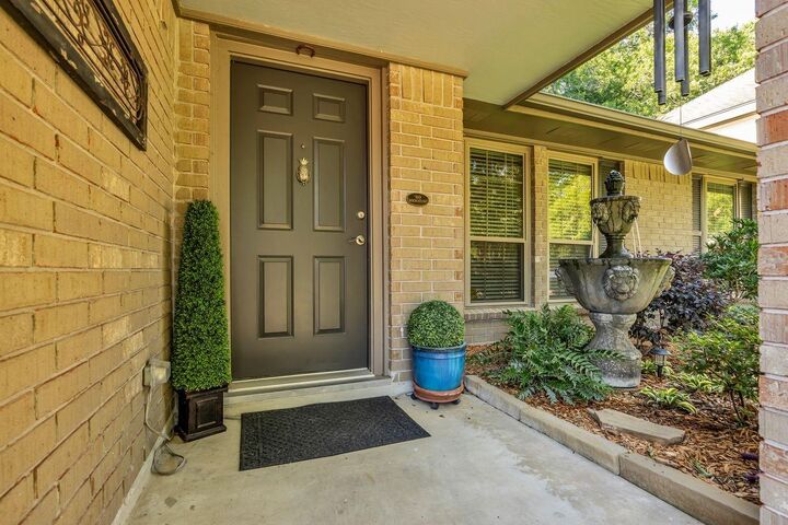 Property Photo:  2627 Clear Ridge Drive  TX 77339 