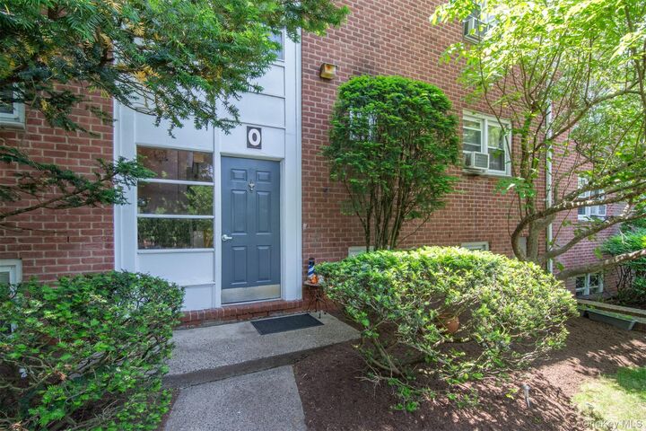 Property Photo:  140 N Broadway O-3  NY 10533 