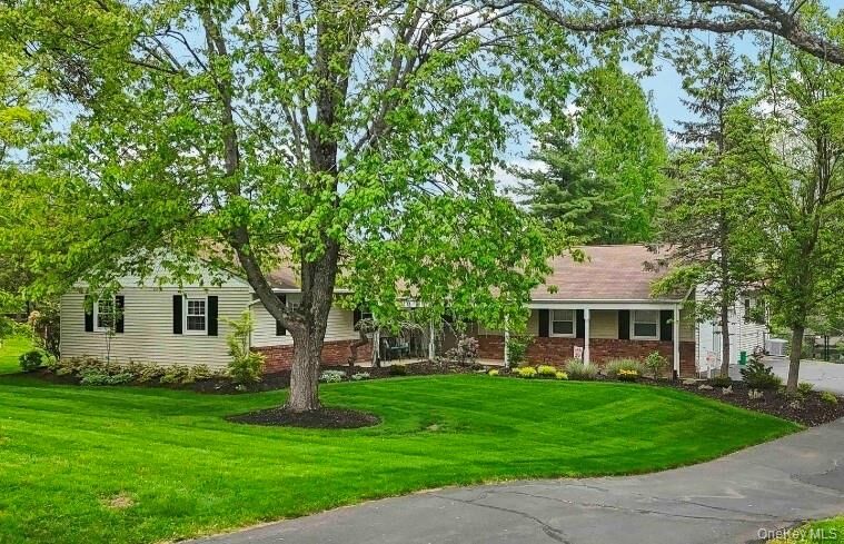 Property Photo:  7 Glenmere Road  NY 10956 