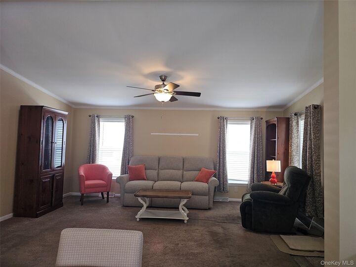 Property Photo:  32 Hidden Valley Drive  NY 10941 