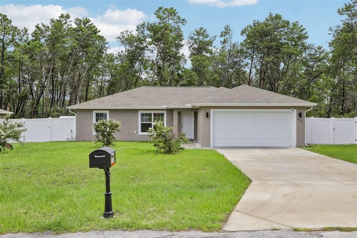 Property Photo:  17112 SW 44th Circle  FL 34473 