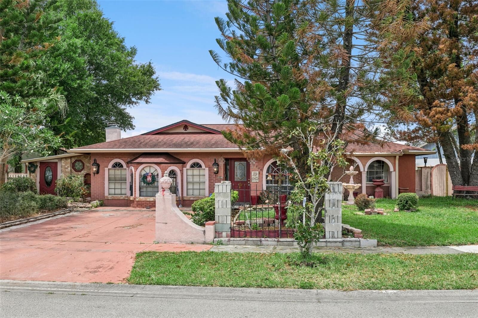 Property Photo:  5304 Ansonia Court  FL 32839 