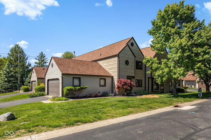 Property Photo:  5924 Highgate Circle E  IN 46250 