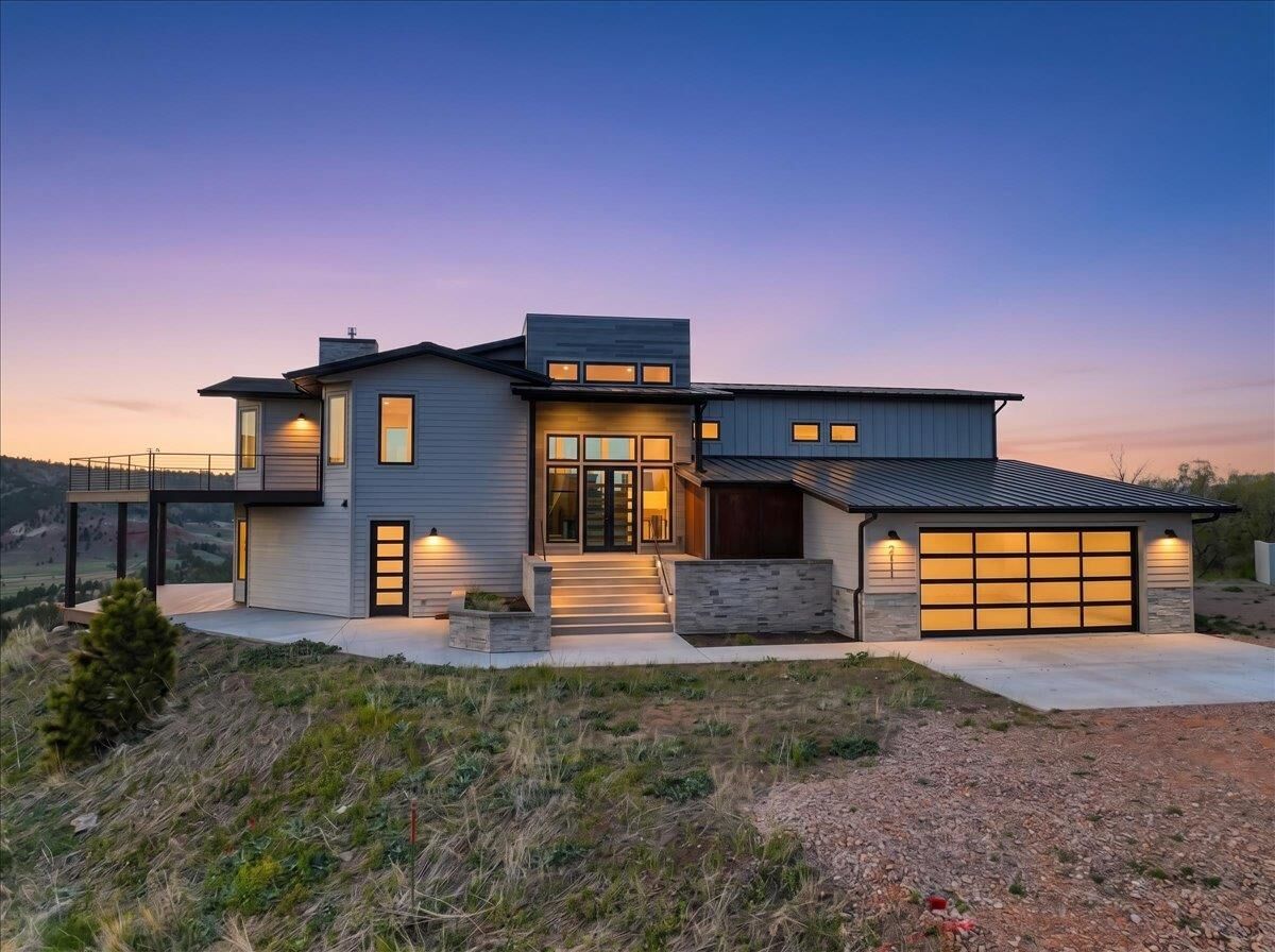 Property Photo: 2111 Vantage Cir SD 57783