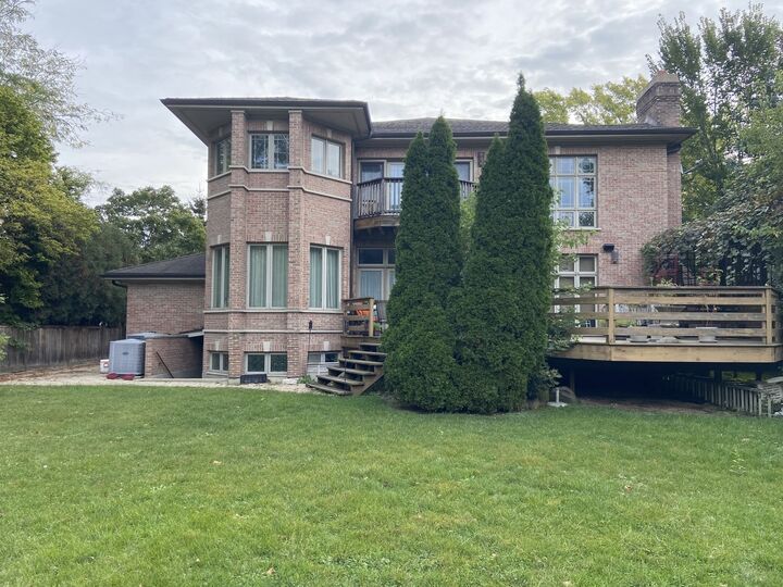Property Photo:  1488 N Dee Road  IL 60068 