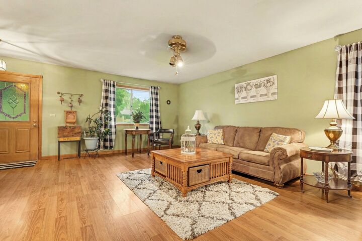 Property Photo: 309 Thistle Drive IL 60490