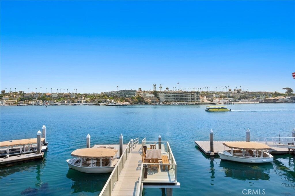 Property Photo:  2238 Channel Road  CA 92661 