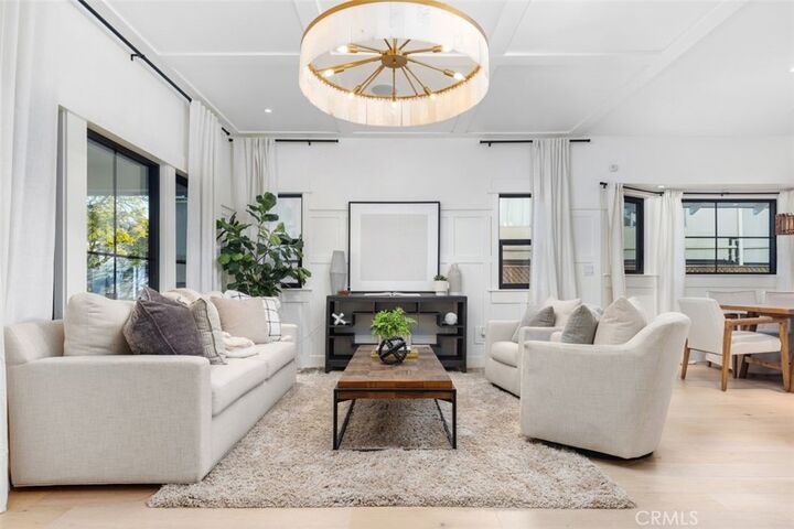Property Photo: 4633 Russell CA 90027
