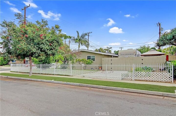 Property Photo: 2012 W Dogwood CA 92801