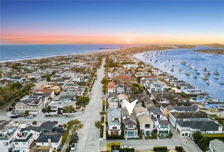 Property Photo:  503 L Street  CA 92661 