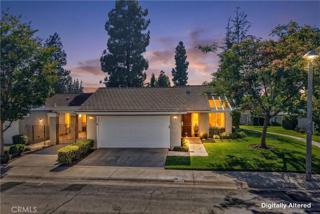 Property Photo: 1213 Woodside CA 92870