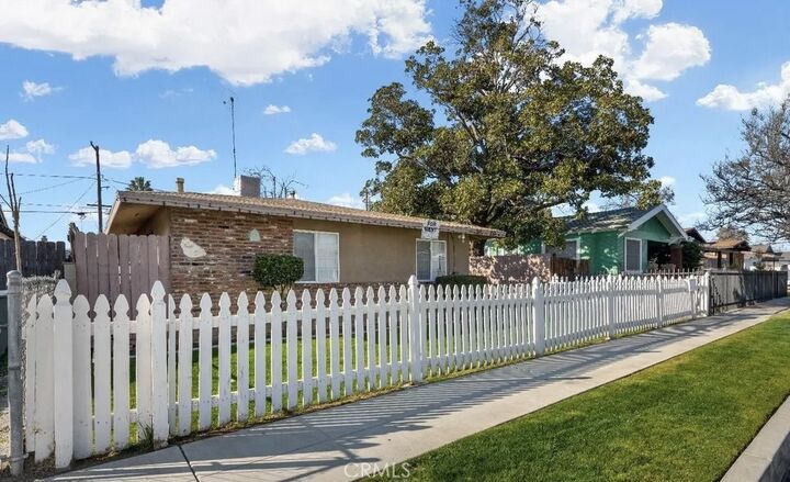 Property Photo:  313 F  CA 93304 