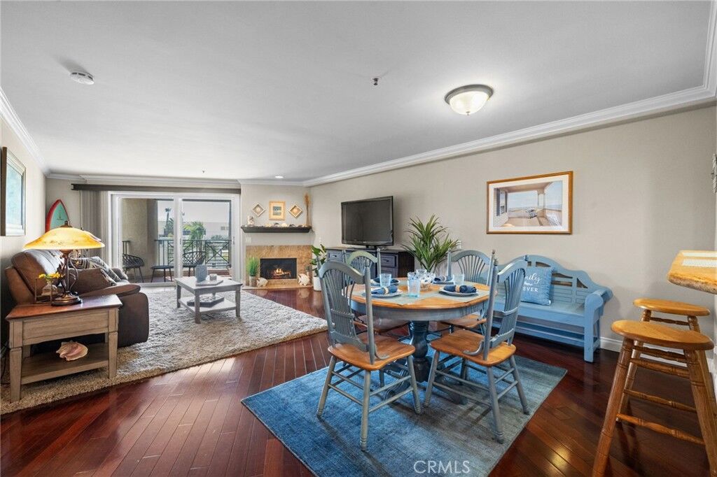 Property Photo:  200 Pacific Coast M-9  CA 92648 
