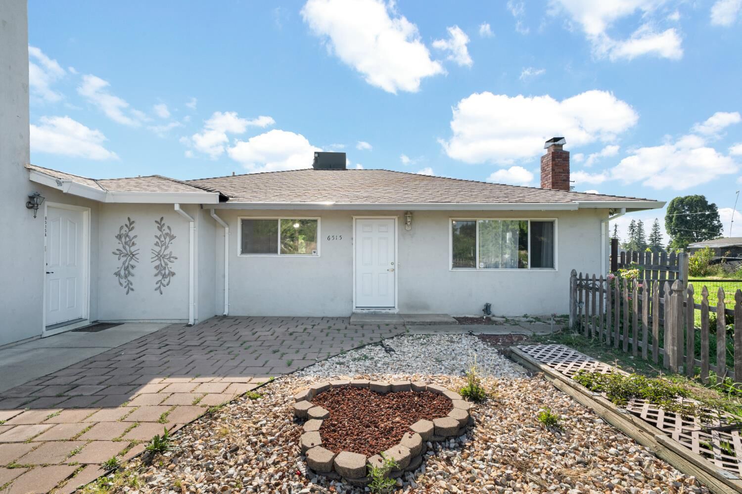 Property Photo:  6515 W 4th Street  CA 95673 