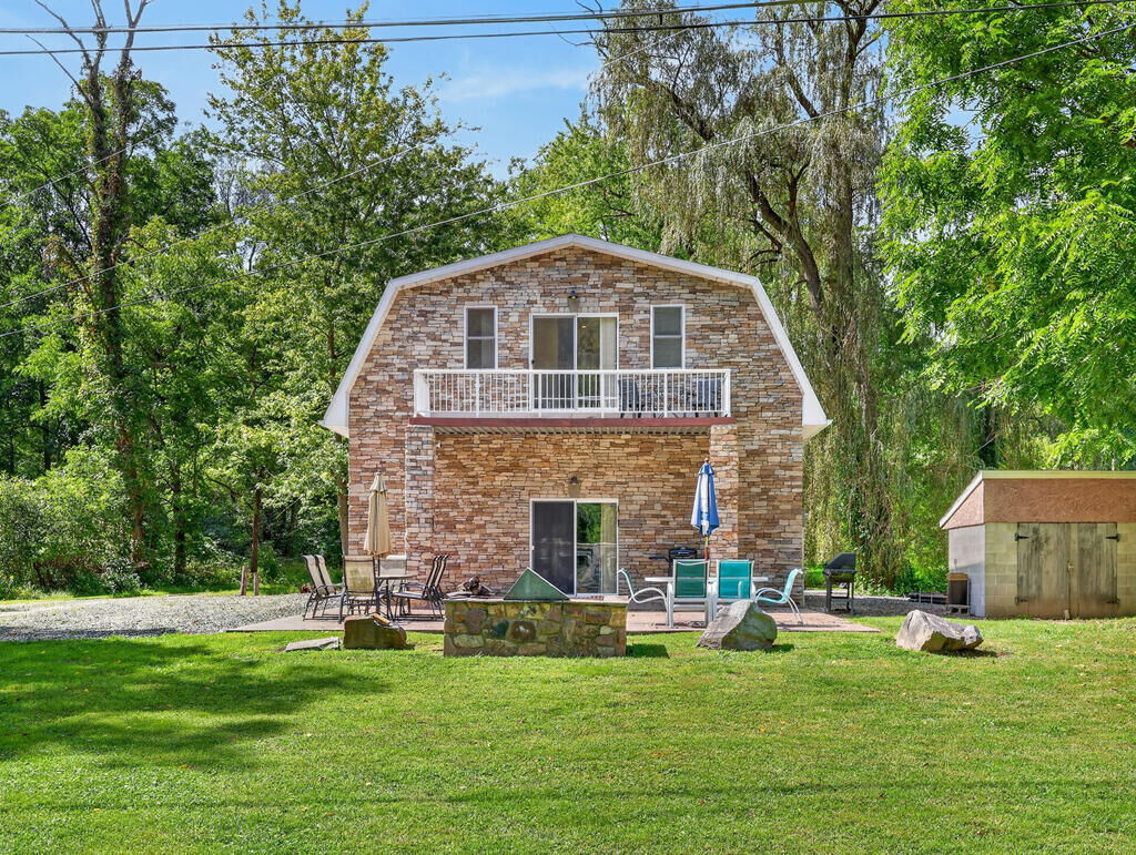 Property Photo:  215/187 Teels Landing Lane  PA 18853 
