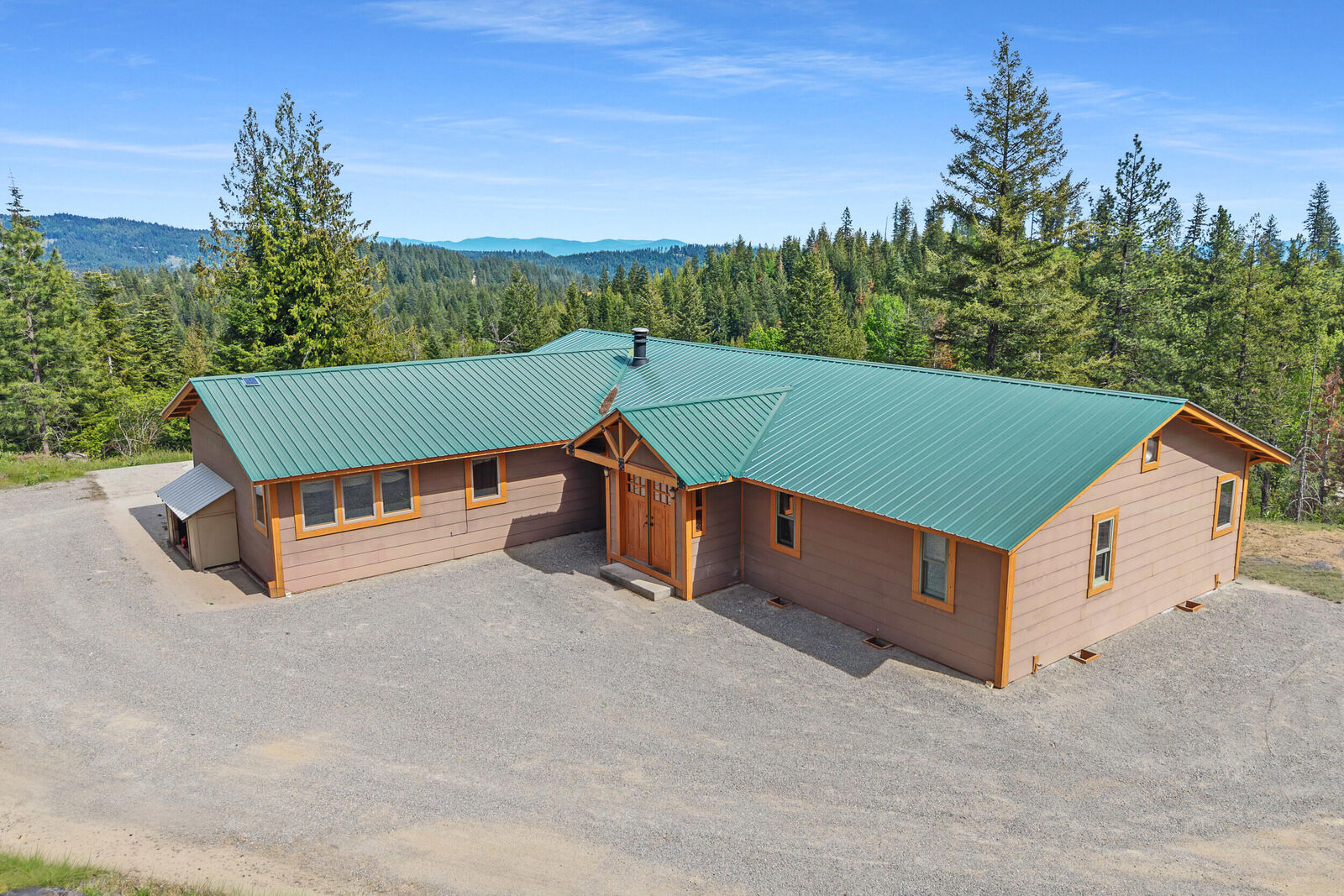 Property Photo: 16027 N Koth Rd WA 99025