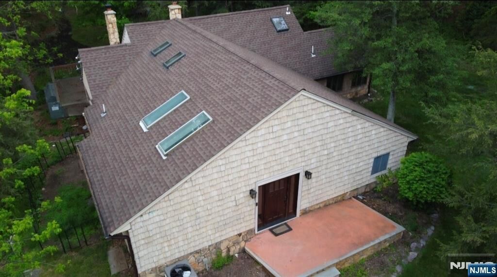 Property Photo:  534 Hamburg Turnpike  NJ 07480 