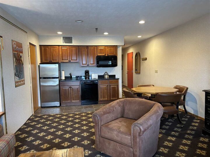 Property Photo:  5620 Highlands 511  MI 49740 