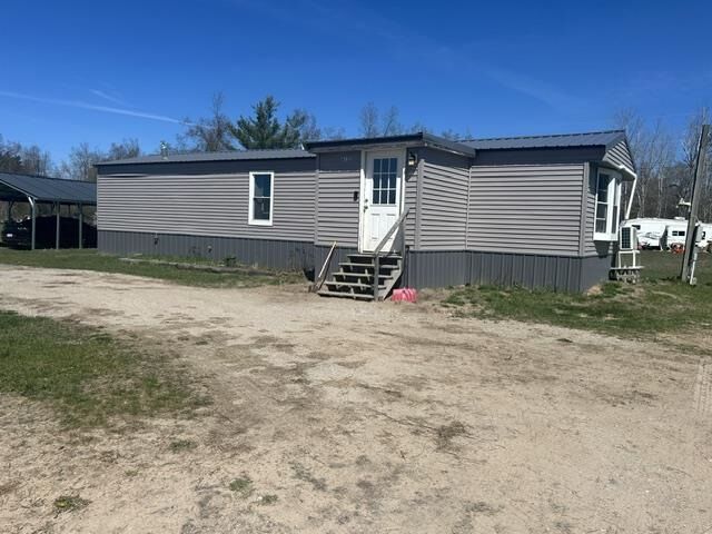 Property Photo: 6122 Ringler MI 49769