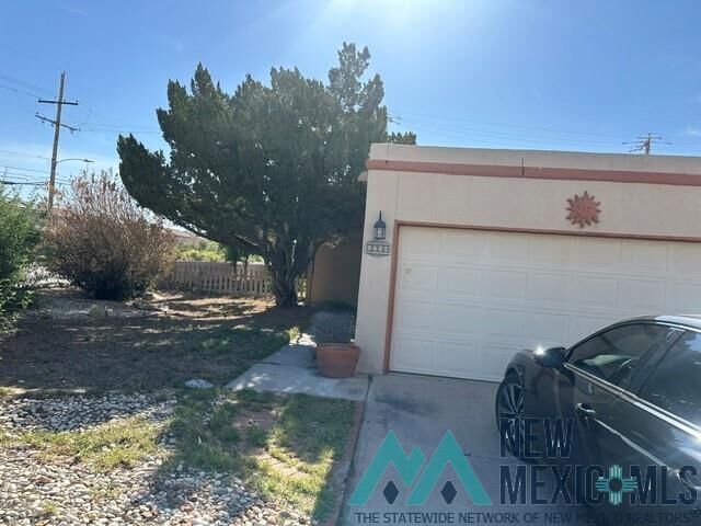 Property Photo: 1716 Trevino Court NM 88220
