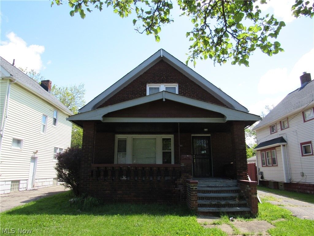 Property Photo:  3557 E 139th Street  OH 44120 