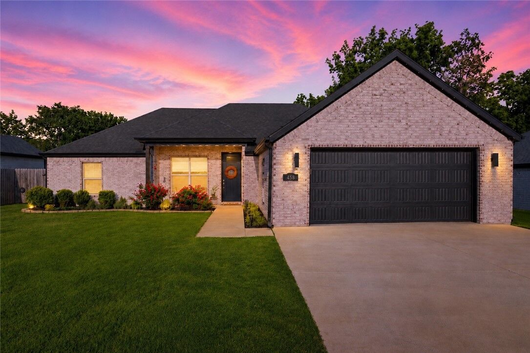 Property Photo:  458 N Yona Lane  AR 72730 