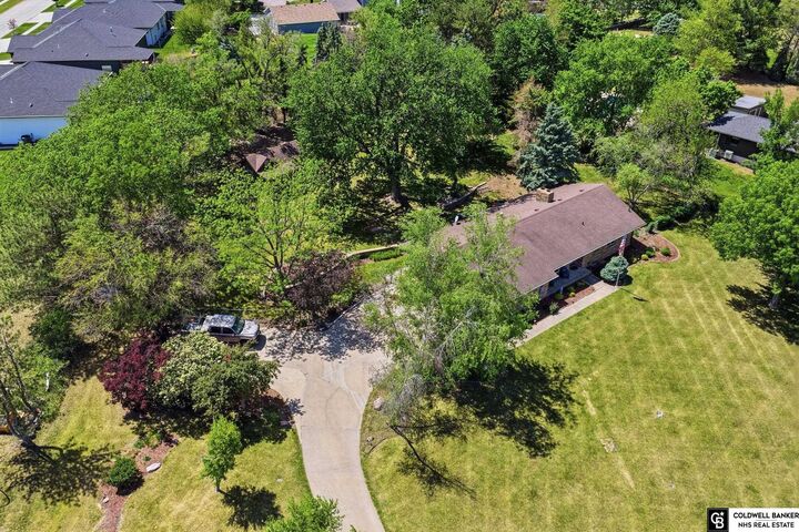 Property Photo:  1221 Beechcraft Road  NE 68527 