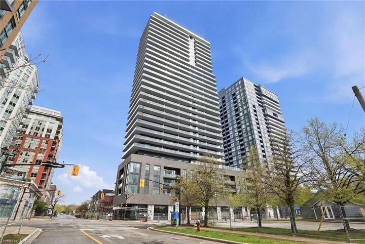 Property Photo:  2075 Lakeshore Road 1002  ON L7R 0H3 