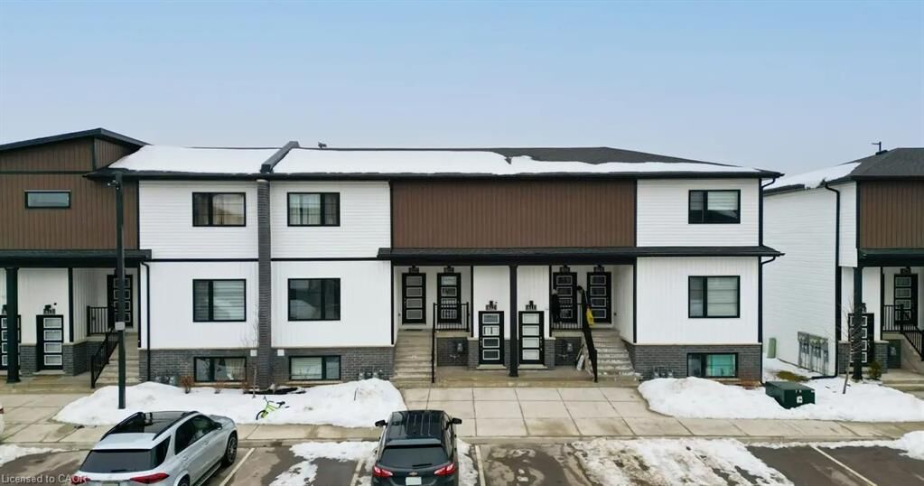 Property Photo:  4263 Fourth Avenue 632  ON L2E 0C2 
