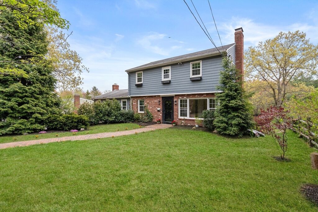 Property Photo: 1066 Hillside St MA 02186