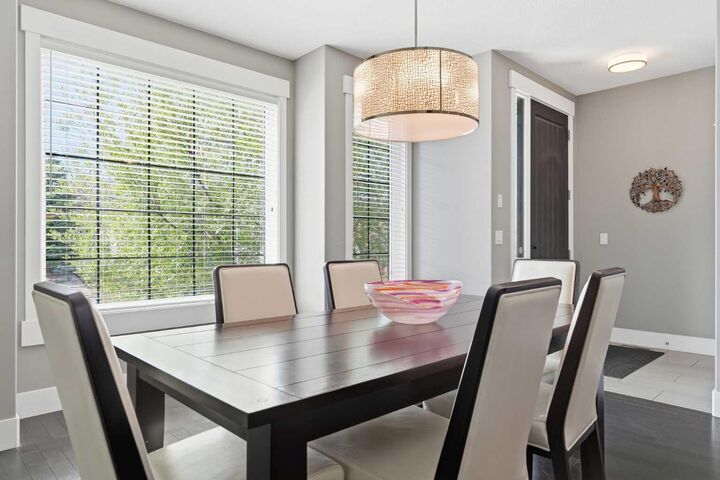 Property Photo: 314 30 Avenue NE AB T2E 2E1