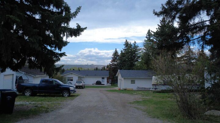 Property Photo: 6003 Baroc Road NW AB T3A 4R5