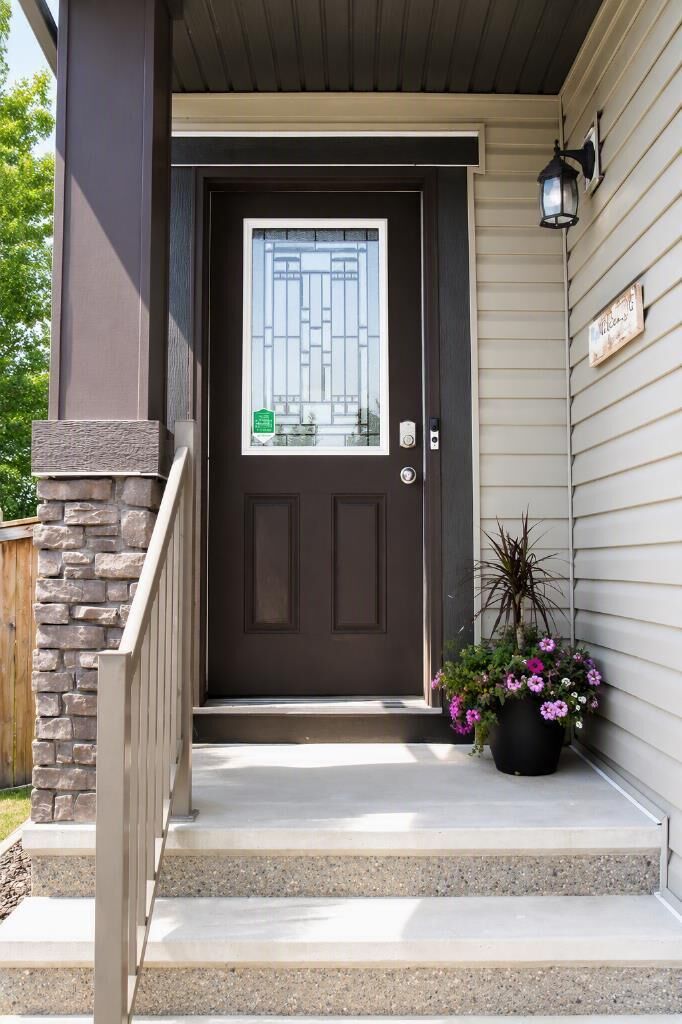 Property Photo: 29 Drake Landing Loop AB T1S 1H0