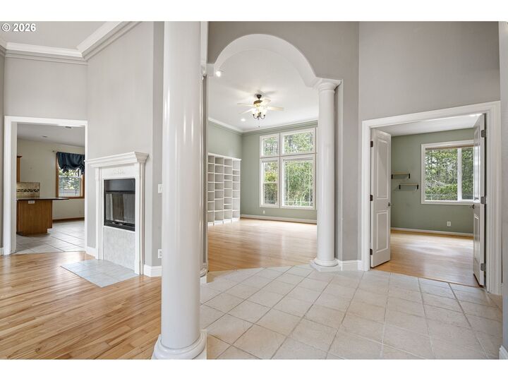 Property Photo:  2218 Willow Loop  OR 97439 