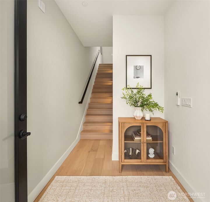 Property Photo:  614  5th Avenue S B102  WA 98020 