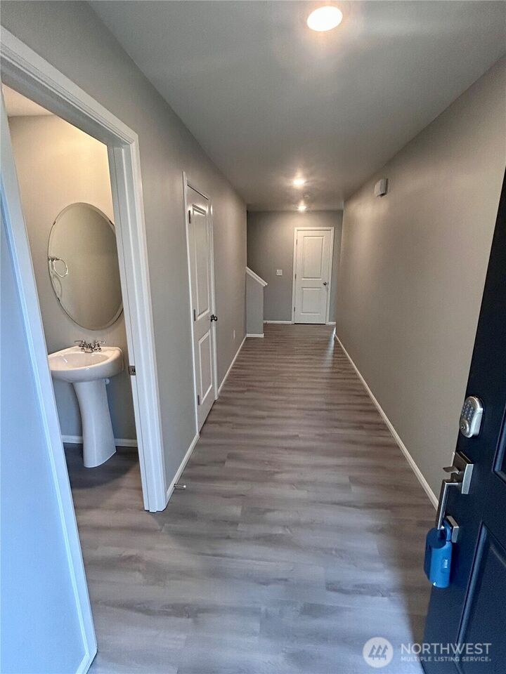 Property Photo:  8325  39th Street NE  WA 98270 