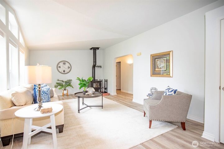 Property Photo: 15221 342nd Avenue NE WA 98019
