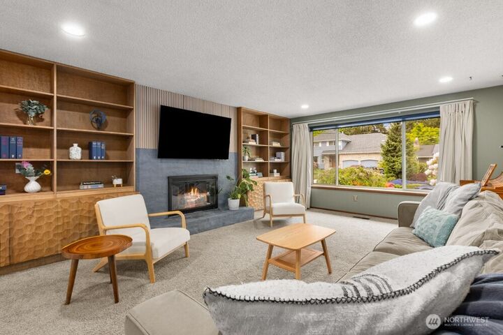 Property Photo:  2207 N Whitman  WA 98406 