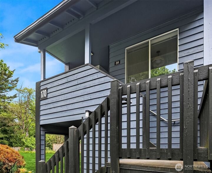 Property Photo:  170  Newport Way NW D31  WA 98027 
