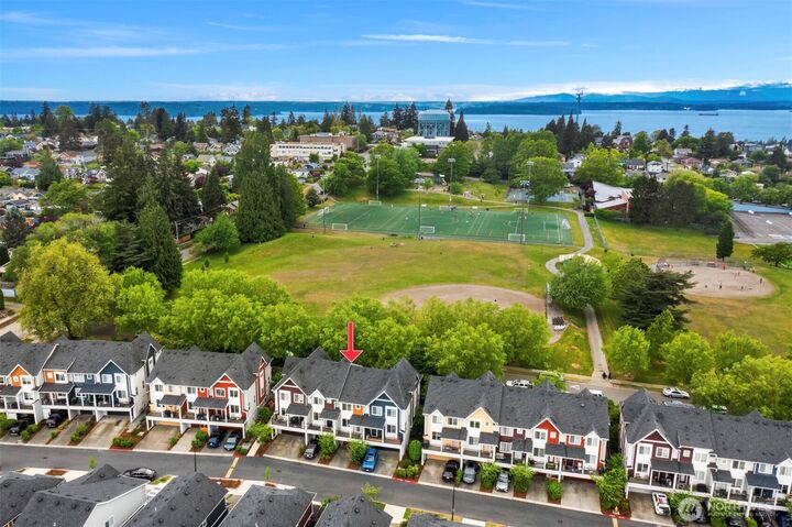Property Photo:  6942  31st Avenue SW  WA 98126 