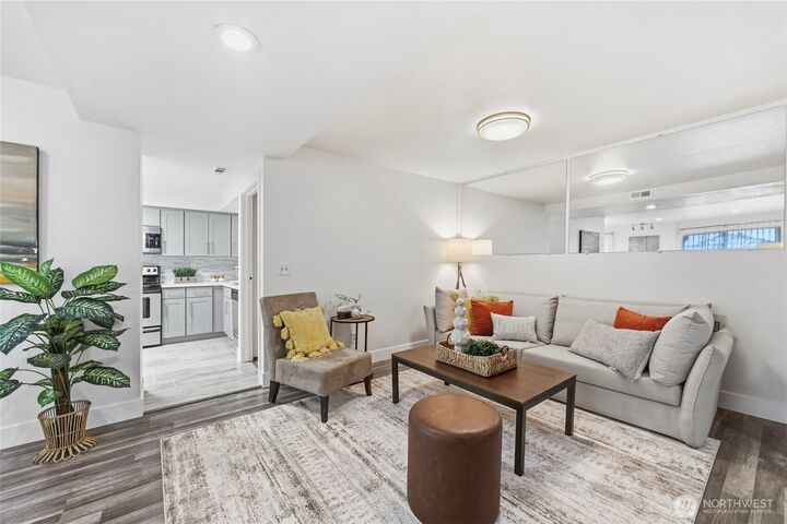 Property Photo:  11300  1st Avenue NE 322  WA 98125 