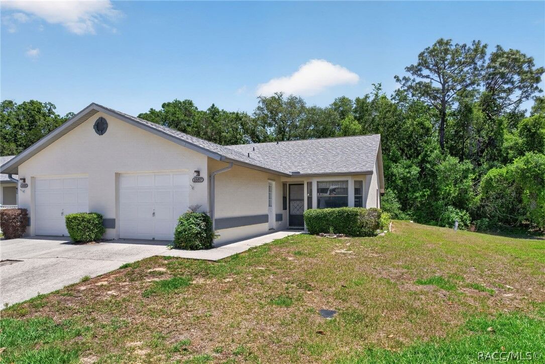 Property Photo:  1857 Arrowwood Lane  FL 34453 