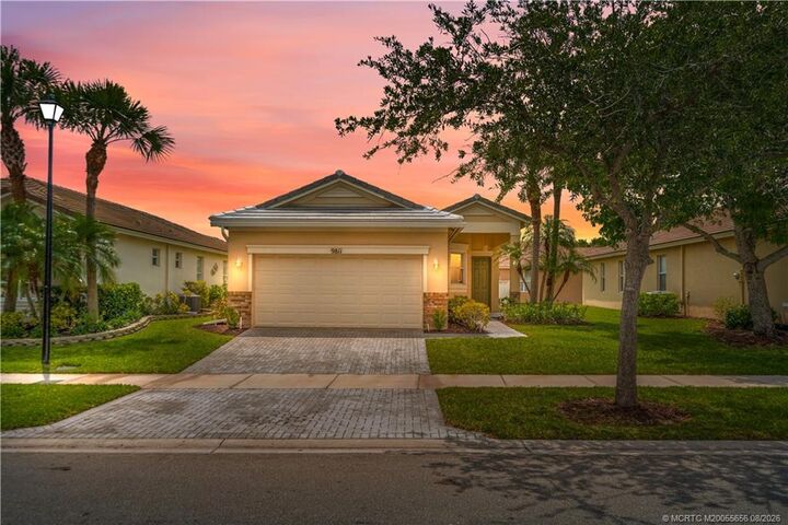 Property Photo:  9811 SW Glenbrook Drive  FL 34987 