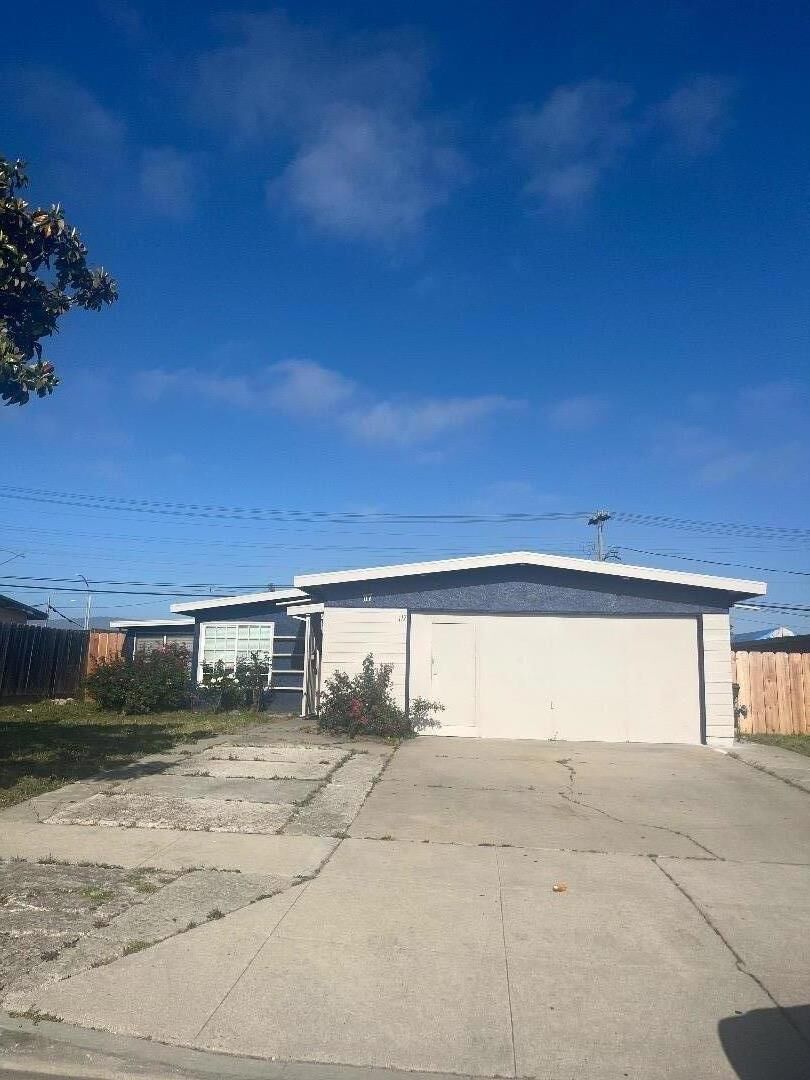 Property Photo:  117 Magnolia Drive  CA 93905 