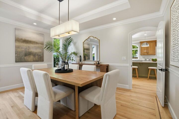 Property Photo:  208 Stanford Avenue  CA 94025 
