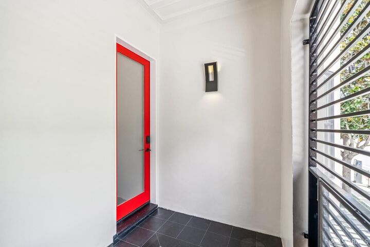 Property Photo:  1126 Harrison Street  CA 94103 
