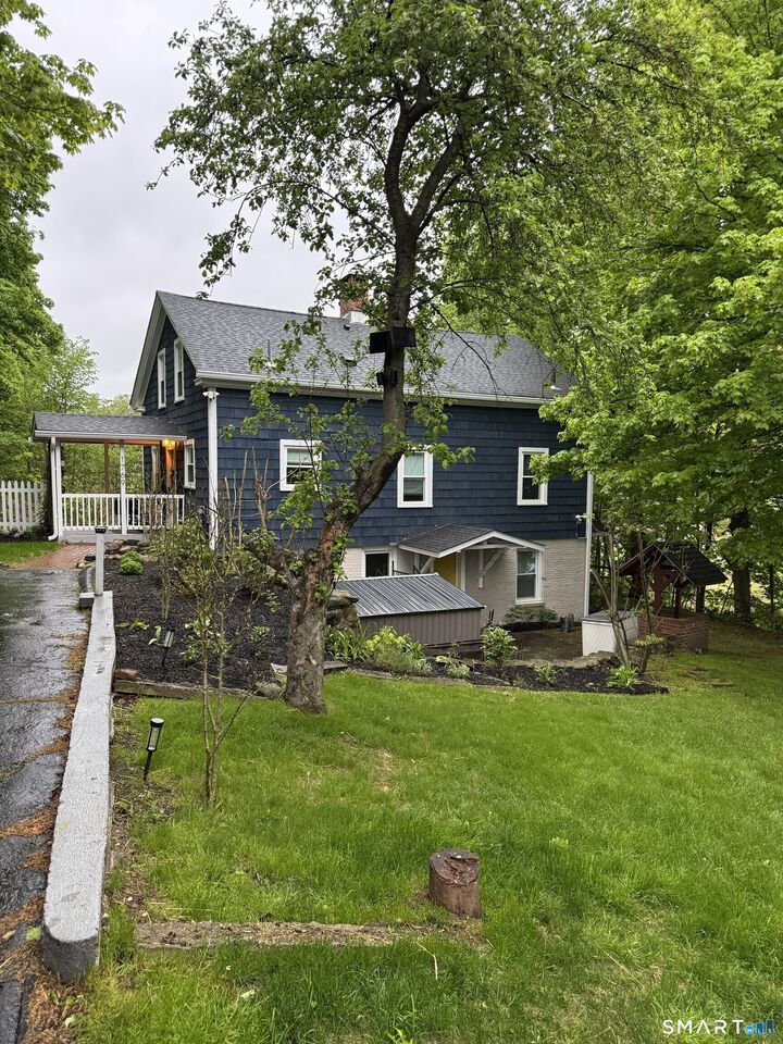 Property Photo:  1769 Watertown Avenue  CT 06708 